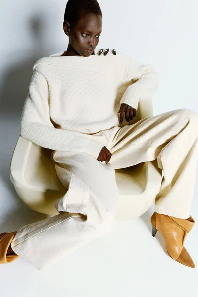 Look 10